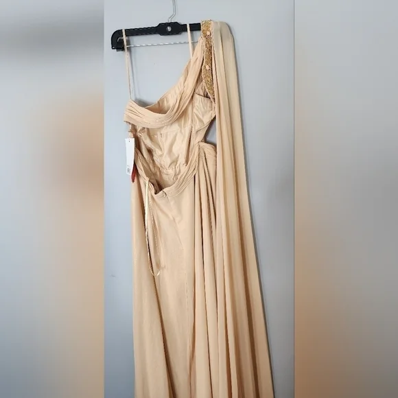 Mac Duggal FLOAT ONE SHOULDER OPEN BACK FLOWY GOWN size 12 (#39) - Picture 15 of 16